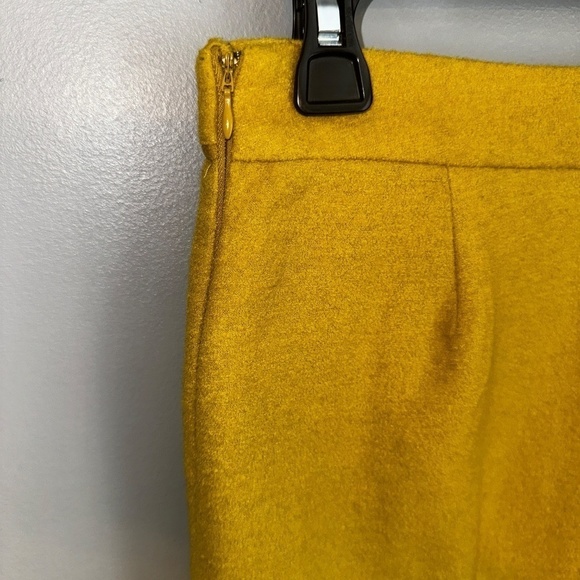 EUC Anthropologie Cooperative Mustard Yellow A-Line Mini Skirt Size 0 - Picture 6 of 9